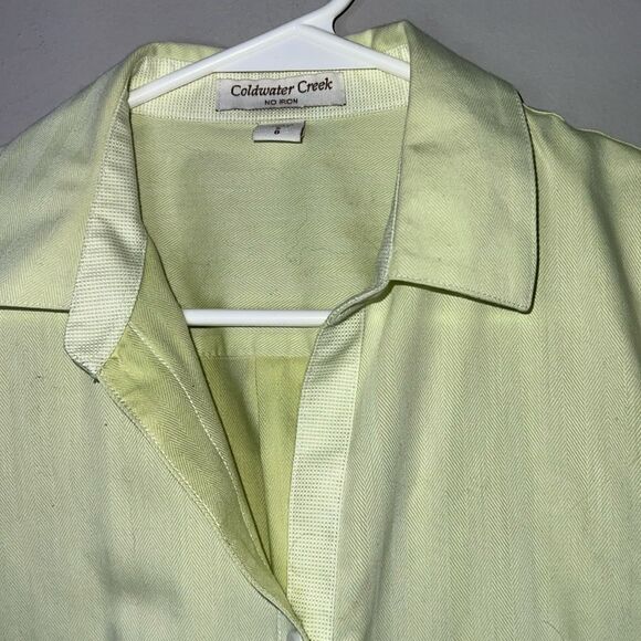Coldwater Creek light green button front longer length blouse - Picture 2 of 7